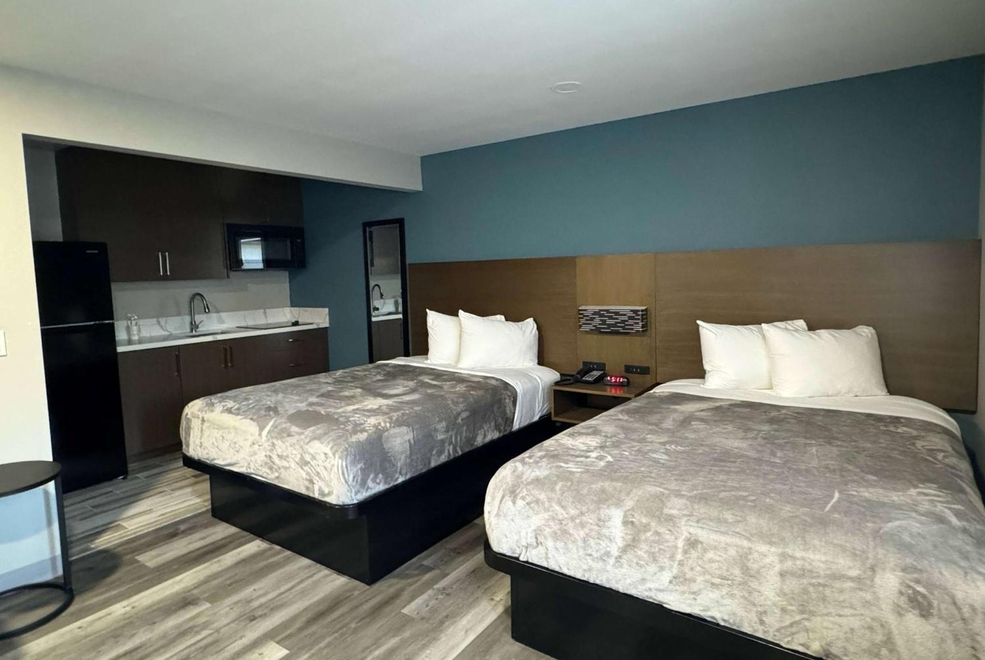 Baymont By Wyndham Coalinga Villa Екстериор снимка