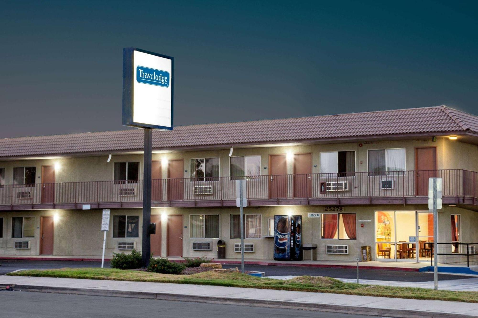 Baymont By Wyndham Coalinga Villa Екстериор снимка