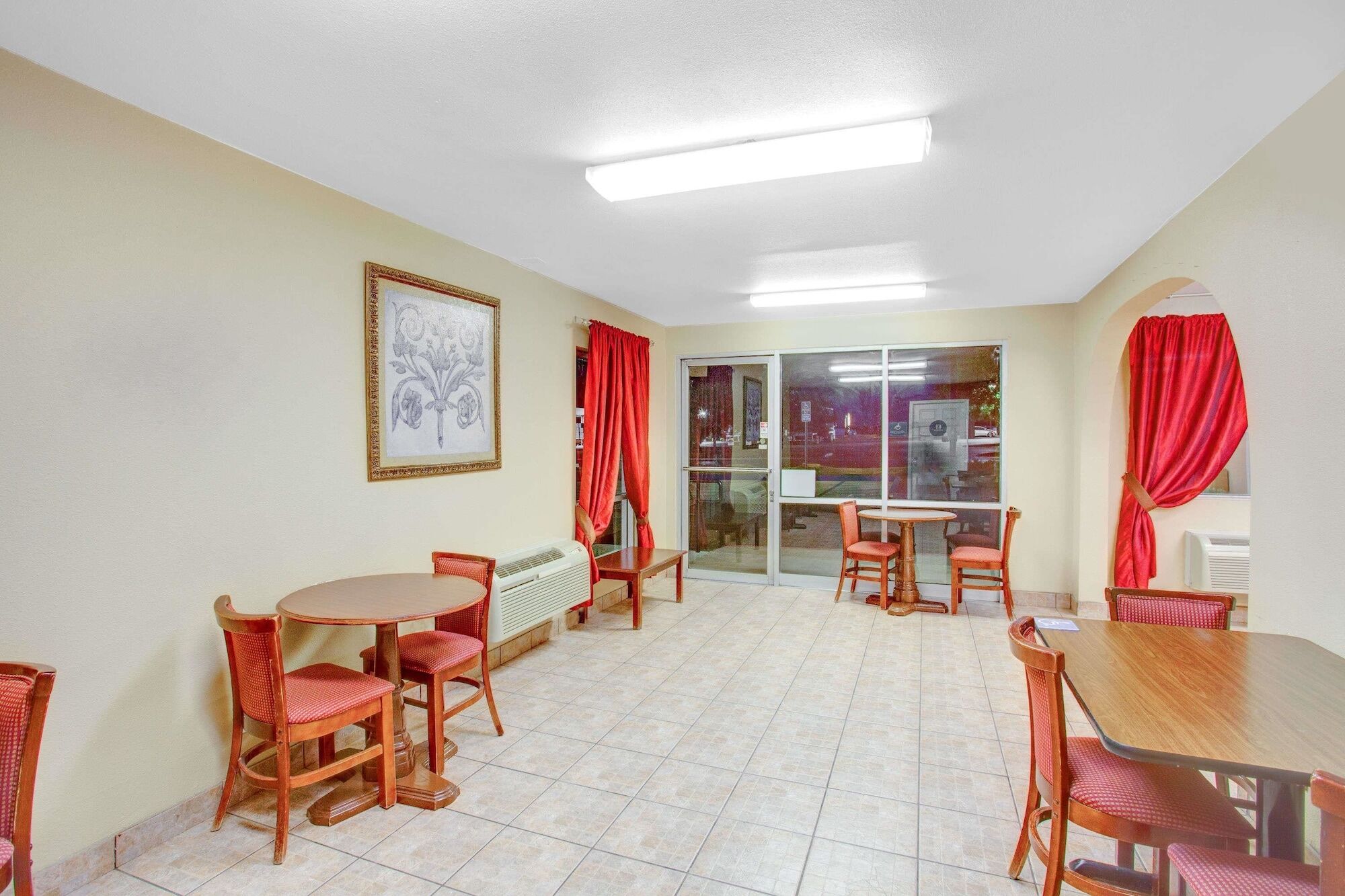 Baymont By Wyndham Coalinga Villa Екстериор снимка